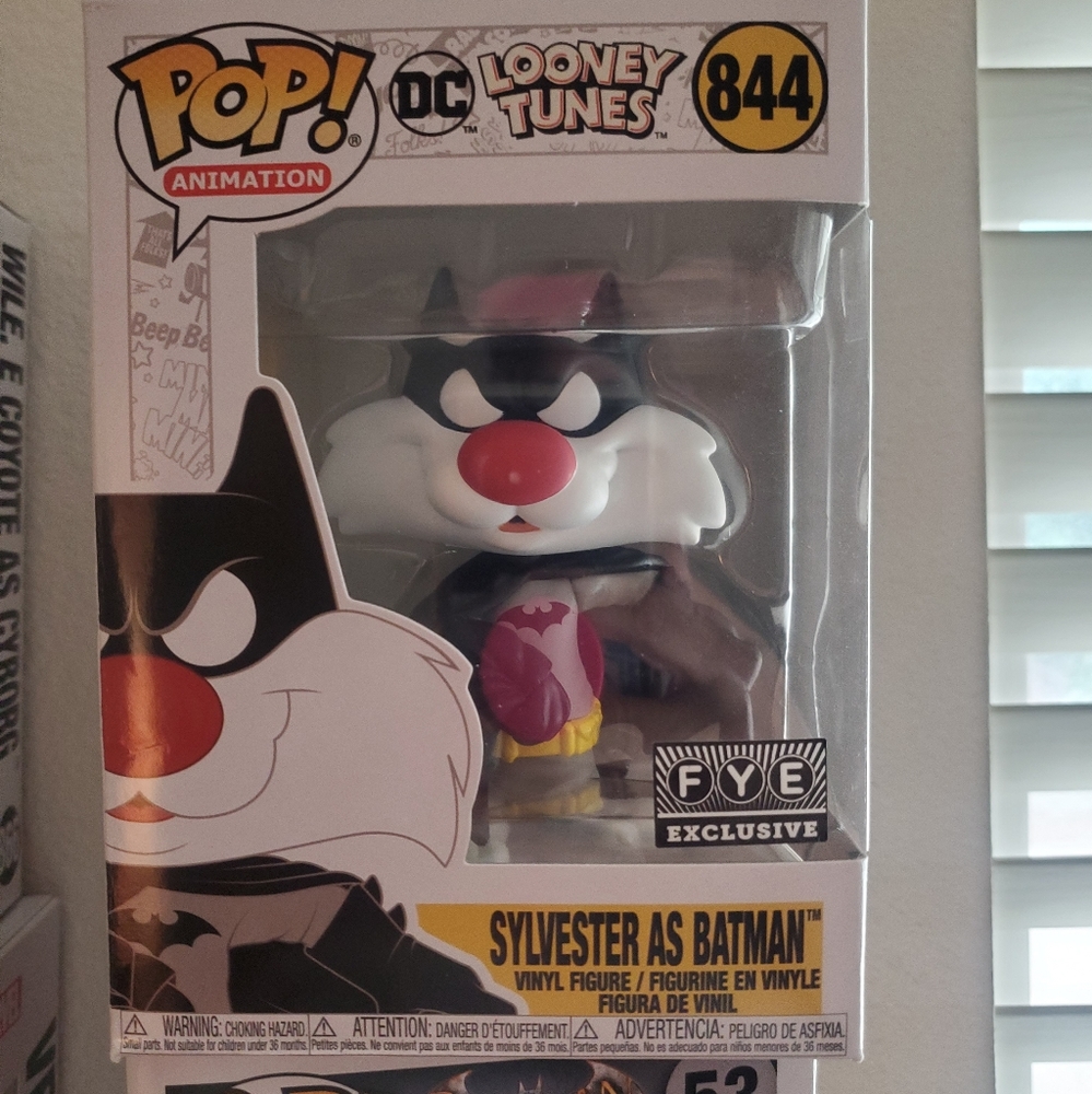 Funko Pop "Sylvester as Batman" DC Looney Tunes  #844 FYE Exclusive